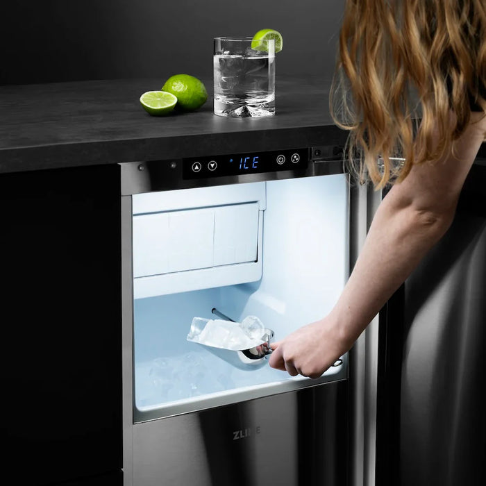 ZLINE Autograph Edition 15" Touchstone Gourmet Ice Maker, Drain Pump, Black Stainless Steel Door, Helix Handle IGMDZ-BS-15-KCB09K